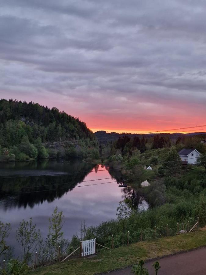 Glamping On Idyllic Lake, Paddle Boards & Rowboat Porsgrunn Eksteriør billede