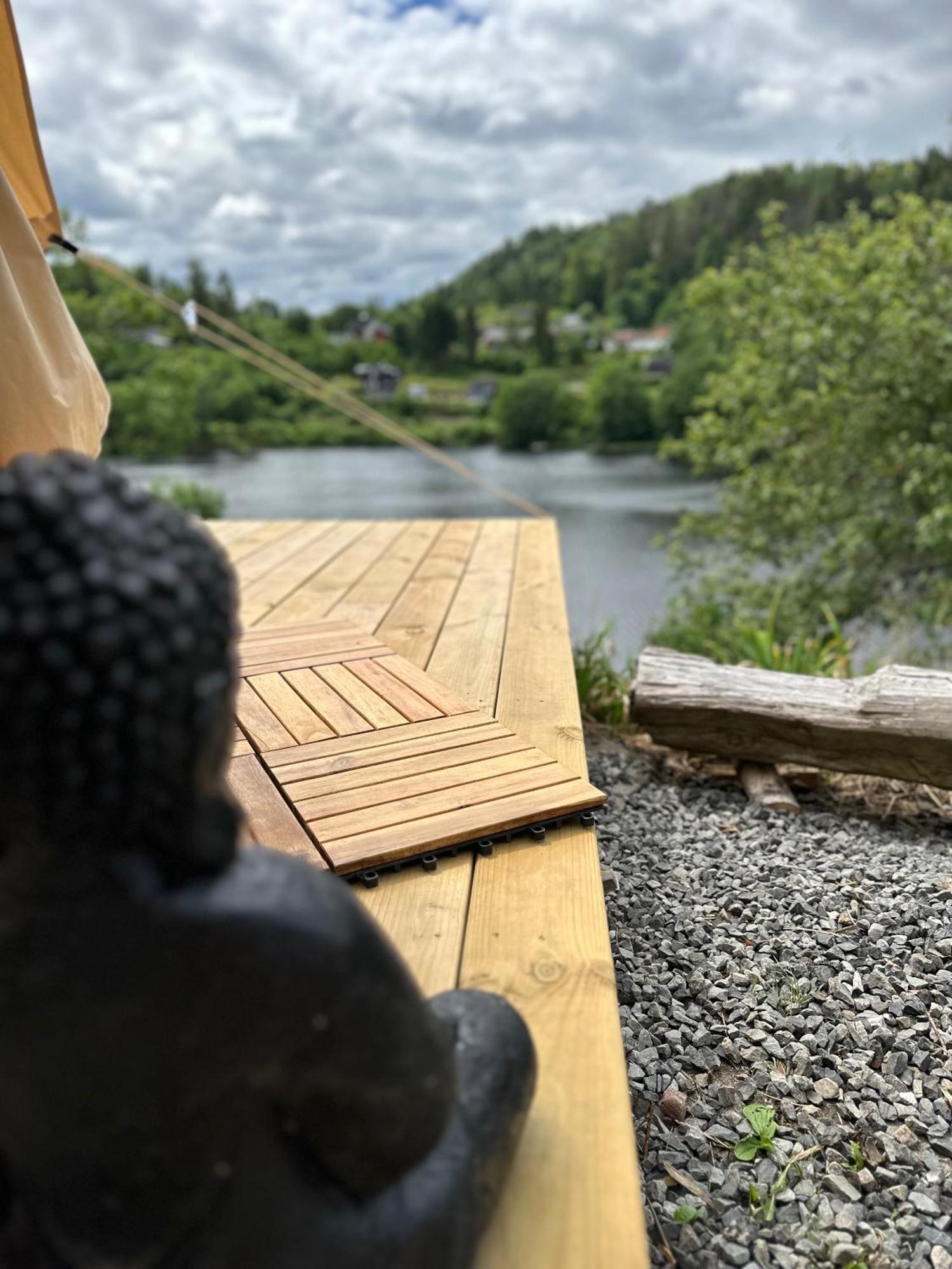 Glamping On Idyllic Lake, Paddle Boards & Rowboat Porsgrunn Eksteriør billede